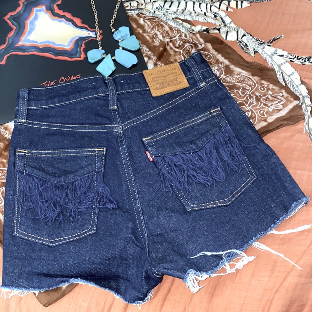 LEVIS ribcage fringe shorts 🪩